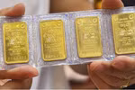 Vàng miếng SJC. (Ảnh: Vietnam+)