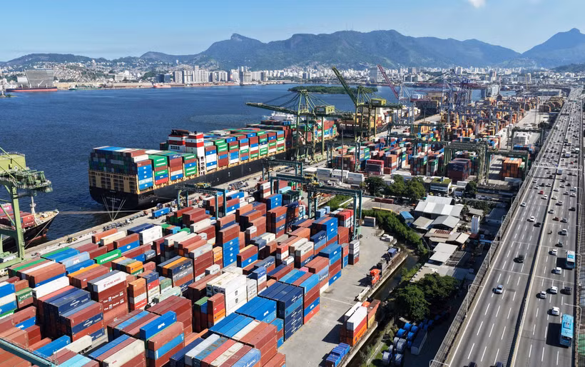 Cảng hàng hóa ở Rio de Janeiro, Brazil. (Ảnh: THX/TTXVN)