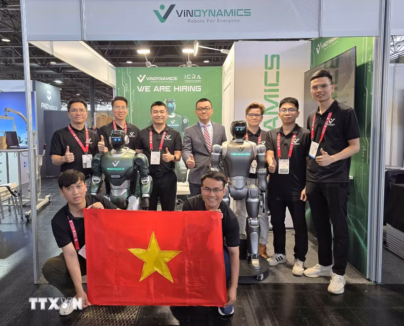Công nghệ Việt Nam gây ấn tượng tại diễn đàn hàng đầu thế giới về robot và tự động hóa. (Ảnh: Vũ Hiệp/TTXVN)