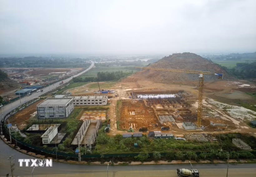 Theo chủ đầu tư Dự án nhà máy điện rác ở Bỉm Sơn được chấp thuận chủ trương đầu tư từ tháng 12/2017 nhưng quá trình triển khai gặp nhiều khó khăn khách quan liên quan đến thủ tục pháp lý. (Ảnh: Việt Hoàng/TTXVN)