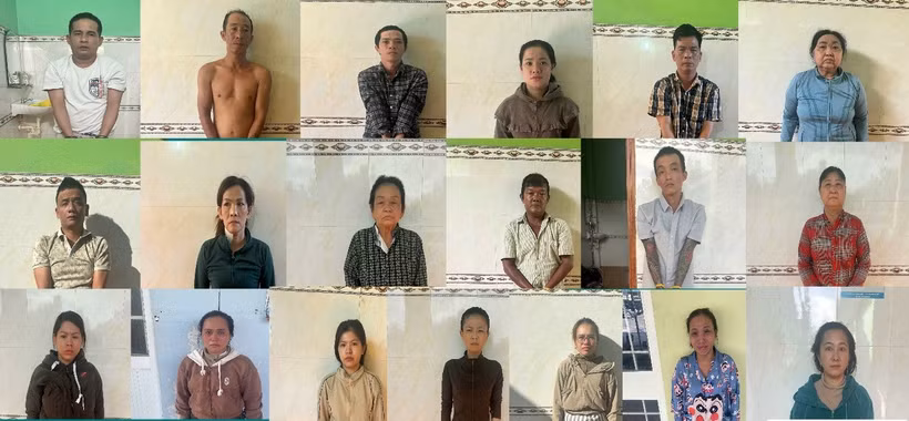 Nhóm 19 đối tượng bị khởi tố về hành vi cướp giật tài sản. (Ảnh: Công an Thành phố Cần Thơ) 