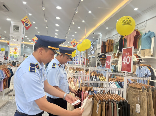 Xử phạt Công ty thời trang Quốc tế SAVANI do vi phạm nhãn hàng hóa ảnh 1
