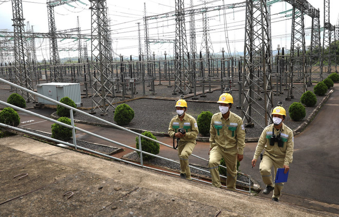 Tiêu thụ điện quý 3 của toàn quốc và miền Nam đều giảm mạnh ảnh 1