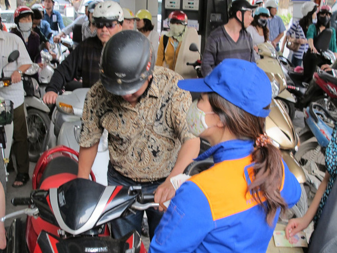 Trước điều chỉnh giá, quỹ bình ổn của Petrolimex dư 1.515 tỷ đồng ảnh 1