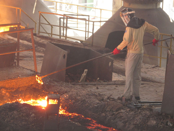 "Tái cơ cấu sản xuất mới thoát khỏi cạm bẫy phát triển trung bình" ảnh 1