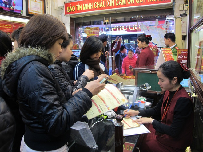 Giá vàng Rồng Thăng Long cao hơn thương hiệu SJC khoảng 140.000 đồng ảnh 1