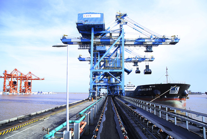 EVN phối hợp TKV tìm giải pháp chuẩn bị nguồn than cho sản xuất điện ảnh 2