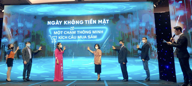 Ngày không dùng tiền mặt năm 2021: Đòn bẩy kích cầu tiêu dùng ảnh 1