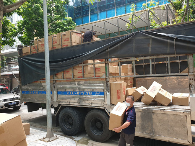 Dịch COVID-19: Không để kẻ gian lợi dụng 'luồng xanh' để buôn lậu ảnh 2