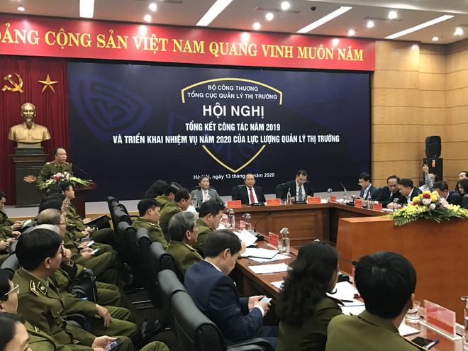 ''Đánh nhanh và mạnh vào mặt hàng, địa bàn trọng điểm về buôn lậu'' ảnh 2