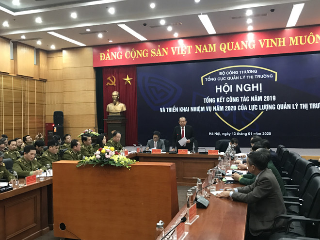 ''Đánh nhanh và mạnh vào mặt hàng, địa bàn trọng điểm về buôn lậu'' ảnh 1