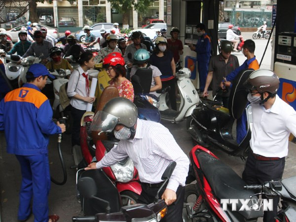 Petrolimex lãi 260 tỷ đồng từ kinh doanh xăng dầu trong nửa đầu năm ảnh 1