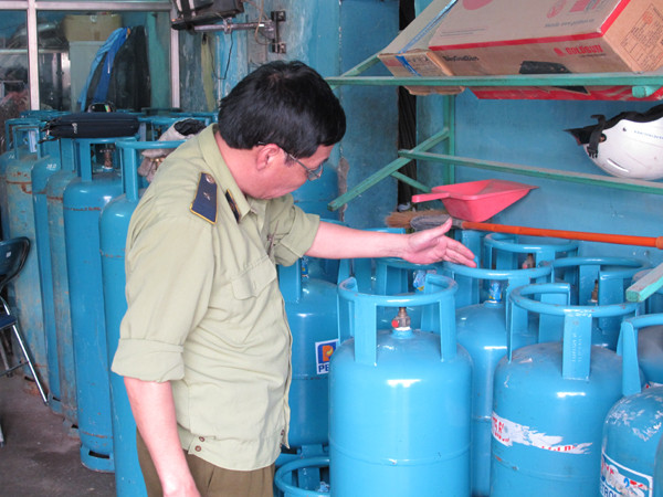 Hà Nội tổng kiểm tra doanh nghiệp kinh doanh xăng dầu, khí hóa lỏng ảnh 1