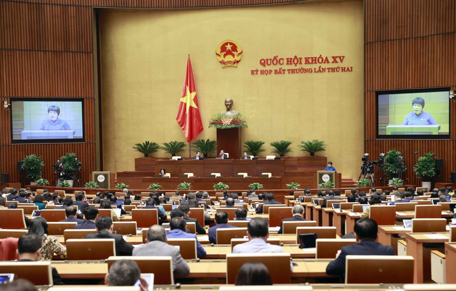 Quốc hội thảo luận phiên sáng 9/1. (Ảnh: TTXVN) Thống nhất kéo dài thời gian chi trả chế độ phòng, chống COVID-19 ảnh 1