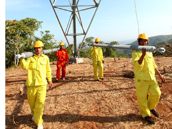 EVN đã có phương án đảm bảo cấp đủ điện cho cả năm 2015 ảnh 1