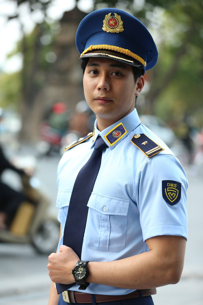 Lực lượng Quản lý thị trường thay đổi trang phục ngành từ ngày 3/7 ảnh 3