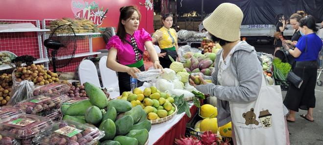 Đầu ra sản phẩm miền núi: 'Vẫn đi đường vòng" để lên kệ siêu thị ảnh 2