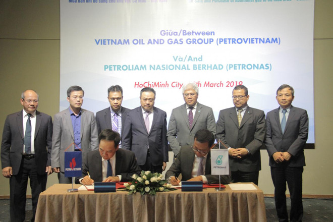 Petrovietnam và Petronas ký thỏa thuận khung về mua bán khí bổ sung ảnh 1