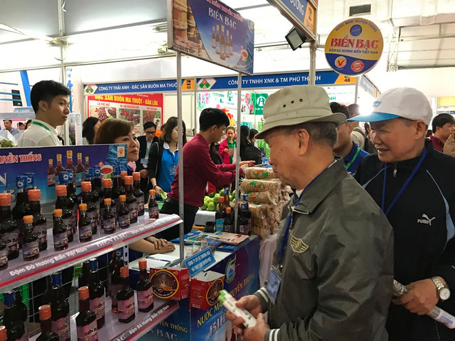 Hệ thống bán lẻ nước ngoài: Kênh quảng bá hữu hiệu cho hàng Việt ảnh 1