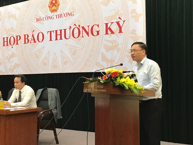 Nhiều chủ hộ đã ký cam kết bán điện đúng cho người thuê nhà trọ ảnh 2