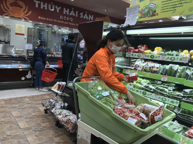 Dịch COVID-19: Doanh nghiệp đẩy mạnh bán hàng đa kênh phục vụ mua sắm ảnh 2