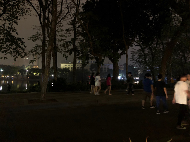 Giờ Trái đất: Cả nước tiết kiệm được 298.000 kWh sau một giờ tắt đèn ảnh 2