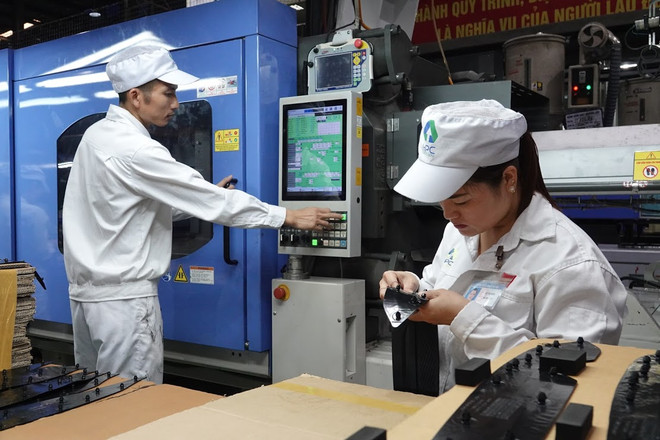 Công nghiệp chế biến, chế tạo mất vai trò dẫn dắt tăng trưởng ở quý 1 ảnh 1