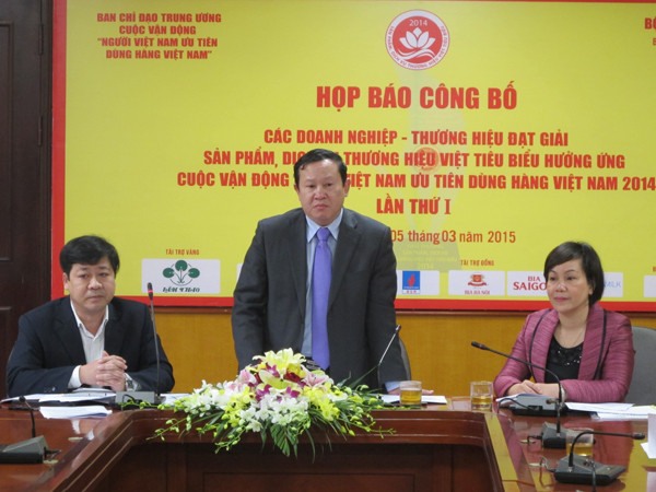 Công bố 100 doanh nghiệp đạt giải thưởng thương hiệu Việt tiêu biểu ảnh 1