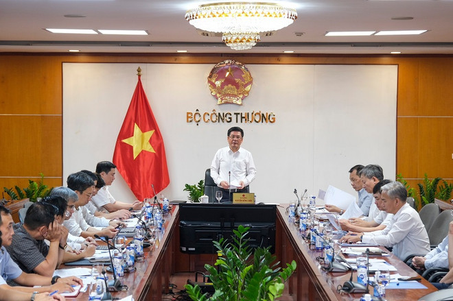 'Không để thiếu điện, than, xăng dầu, khí trong mọi tình huống' ảnh 1