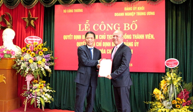 Trao quyết định Chủ tịch Tập đoàn hóa chất cho ông Nguyễn Phú Cường ảnh 1