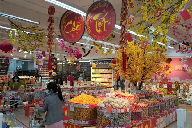 Doanh nghiệp đẩy mạnh sản xuất, đón 'sóng' tiêu dùng dịp cuối năm ảnh 1