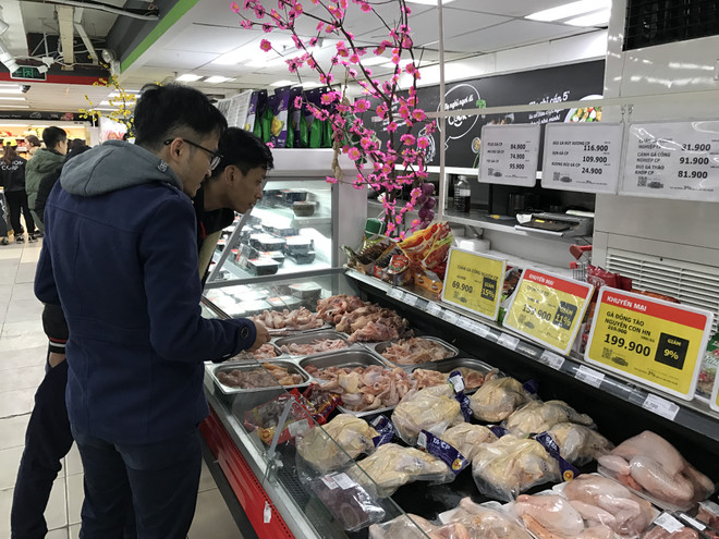 Hàng hóa đa dạng, sức mua tăng dần những ngày cận Tết Nguyên đán ảnh 3