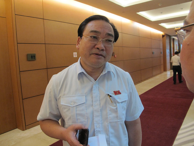 Bí thư Hà Nội: Không giãn dân thì vỉa hè để đi bộ vẫn chỉ là nói chơi ảnh 1