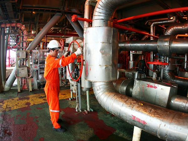 Tập đoàn Dầu khí hoàn thành kế hoạch khai thác dầu trước 22 ngày ảnh 1