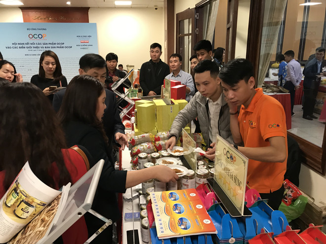 Ảnh hưởng bởi dịch bệnh COVID-19, xuất khẩu nửa đầu năm giảm 1,1% ảnh 2