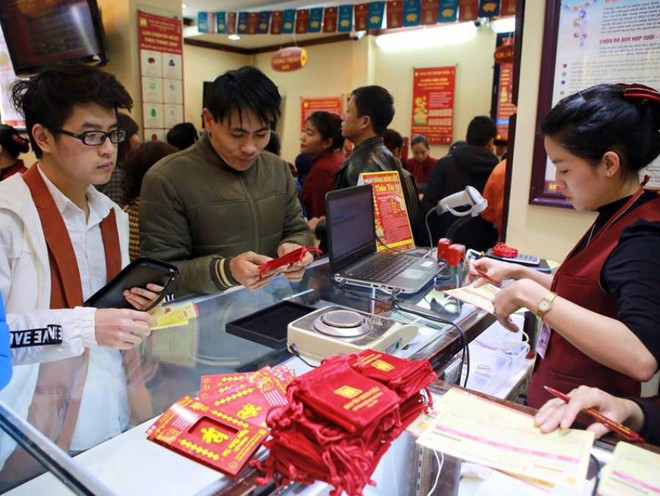 Hai thương hiệu vàng miếng bật tăng, tỷ giá trung tâm giảm 15 đồng ảnh 1