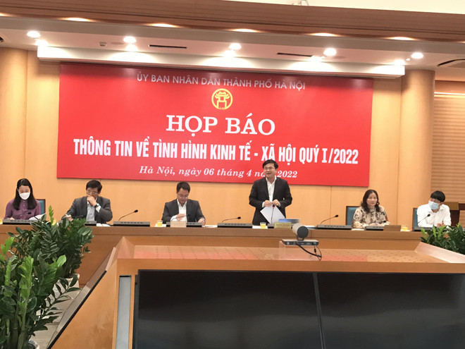 Hà Nội cho phép mở lại quán bar, karaoke từ 0 giờ ngày 8/4 ảnh 1