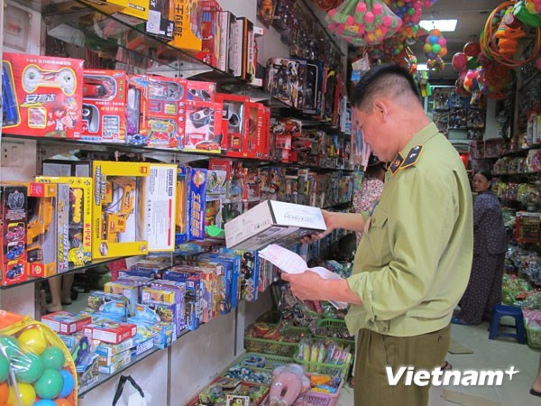 Hà Nội xử lý 2.610 vụ buôn lậu, gian lận thương mại trong tháng Tám ảnh 1