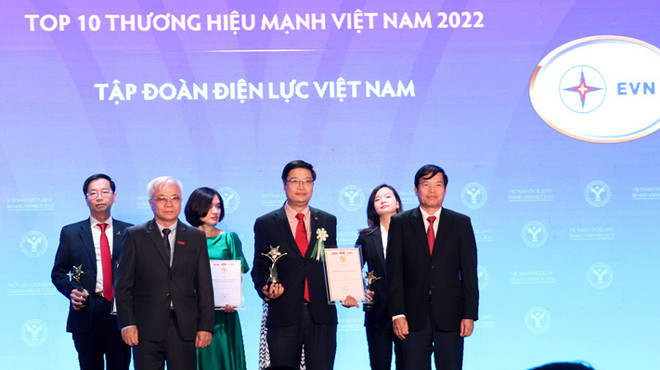 EVN được vinh danh Top 10 Thương hiệu mạnh Việt Nam năm 2022 ảnh 1