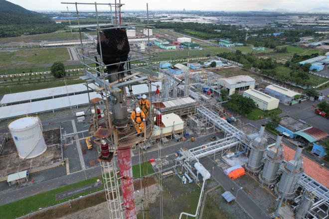Công tác bảo dưỡng sửa chữa tại Nhà máy Xử lý khí Dinh Cố tháng 9/2022. (Ảnh: PV/Vietnam+) PVN nỗ lực đảm bảo nguồn cung năng lượng, đáp ứng nhu cầu nền kinh tế ảnh 1