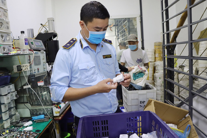 Chống buôn lậu: Nắm phương thức, thủ đoạn để đấu tranh có hiệu quả ảnh 1