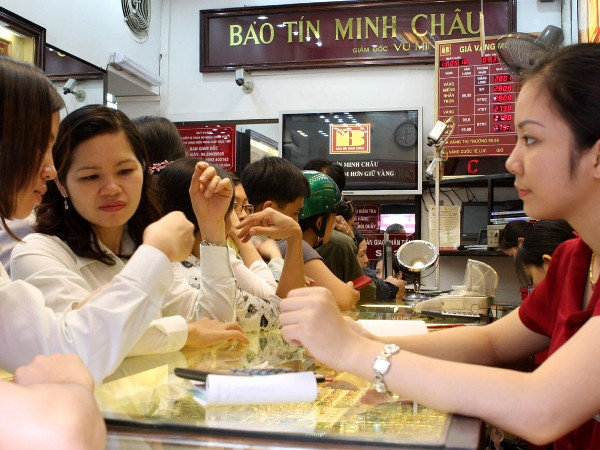 Giá vàng SJC hồi phục, chênh lệch với thế giới tiếp tục nới rộng ảnh 1