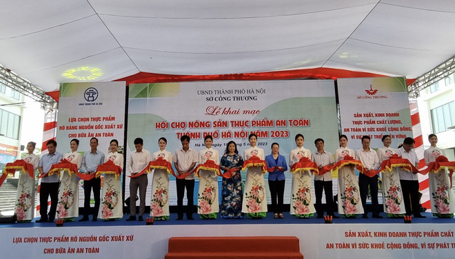 Hà Nội: 150 gian hàng tham gia Hội chợ Nông sản thực phẩm an toàn ảnh 1