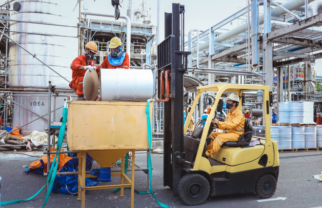 Fitch Ratings xếp hạng tín dụng độc lập của PetroVietnam ở mức BB+ ảnh 1