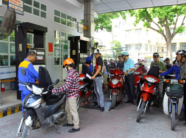 Giữa hai kỳ điều chỉnh, Quỹ bình ổn của Petrolimex tăng 10 tỷ đồng ảnh 1