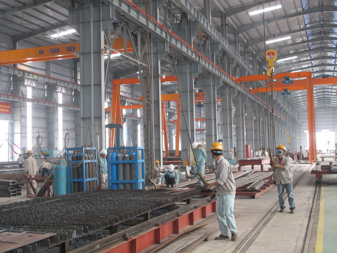 Việt Nam nhập siêu gần 800 triệu USD ngay trong tháng đầu năm ảnh 1