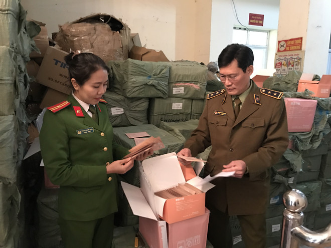 Tạm giữ gần 5 tấn mỹ phẩm có dấu hiệu nhập lậu, trị giá hơn 3 tỷ đồng ảnh 1