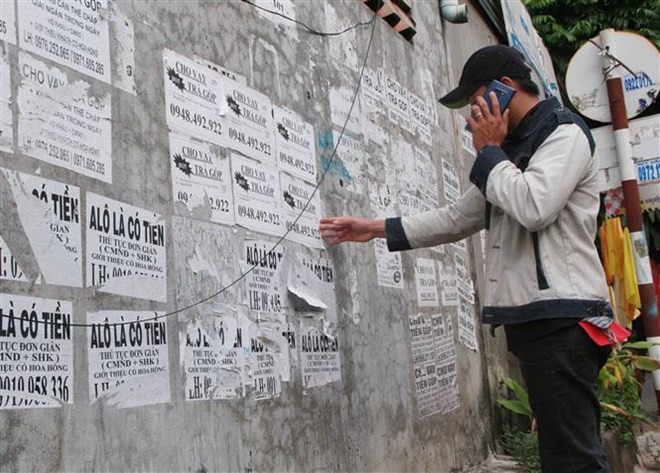 Người tiêu dùng nên cân nhắc khả năng tài chính khi vay trực tuyến ảnh 1