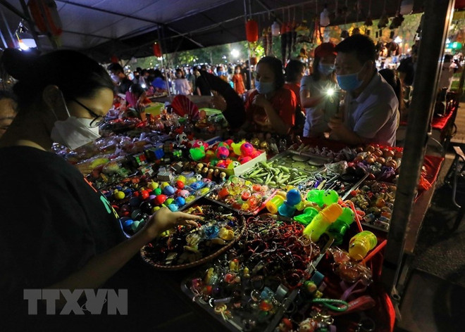 Giờ Trái đất: Lan toả thông điệp ‘Tiết kiệm điện-Thành thói quen’ ảnh 1