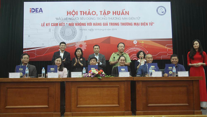 5 sàn thương mại điện tử lớn ký kết Nói không với hàng giả trong thương mại điện tử. (Ảnh:Vietnam+) Cần 'bộ lọc' tốt hơn để bảo vệ người tiêu dùng trên thương mại điện tử ảnh 2